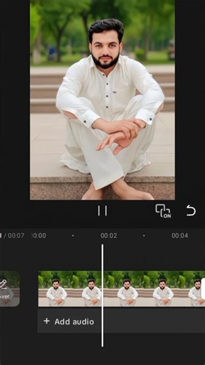 “Unlock the secret of keyframes and make your videos stand out! Watch now and edit like a pro! 🎬✨”