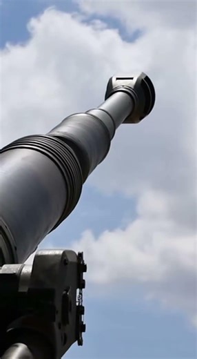Inside a Heavy Self-Propelled Howitzer in Action