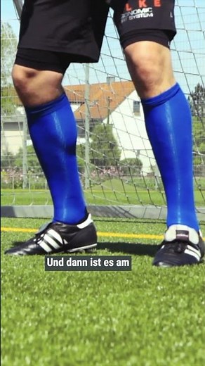 Perfekte Torwarttechnik: Grundstellung für sichere Paraden! ⚽️ #torwarttraining #fussballtraining