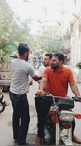 Ya Kya Howa 🤔 kaisa Howa 🤪 . . . . . . . . #comedy #funnycomedy #chaltakarachi #3cartoons #123 #babyvideos #sheikhshahzadnaseem #explorepagereels #viralreel #trandingshorts #comedymovies #bakraeidspecial #eidmarket @highlight | Sheikh Shab