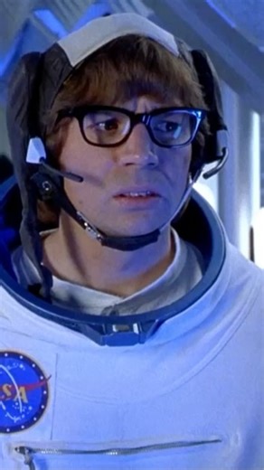 IT'S FOR THE CHRISTMAS CARD. Stream Austin Powers: The Spy Who Shagged Me for free on Pluto TV! #HolidaysAreBrutal | Pluto TV