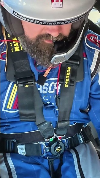 William Byron takes Jason Kelce for a WILD ride 🫨