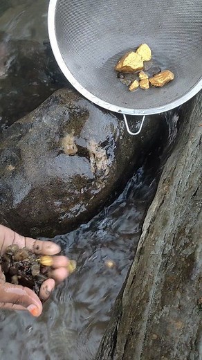 Gold stones, original these shot | Treasure hunt | GoldPayday | #reelsfbシ #gold #foryou #trending #viral What we found underground shocked the whole world. Let's see. Actually, we explore rivers, mountains, soil, deserts, forests, beaches, oceans, and underground layers to find hidden treasures like gold, diamonds, silver, copper, and other valuable metals. | Pathor