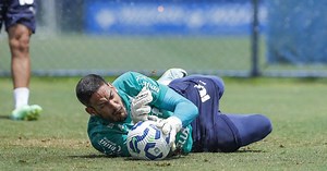 Time da Série A confirma compra de goleiro para 2026