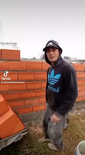 Mastering Bricklaying Techniques for Beginners