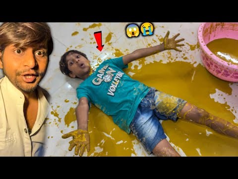 Holi Ke OOBLECK Me Fass Gaya Ojas 😱😭 VERY DANGEROUS