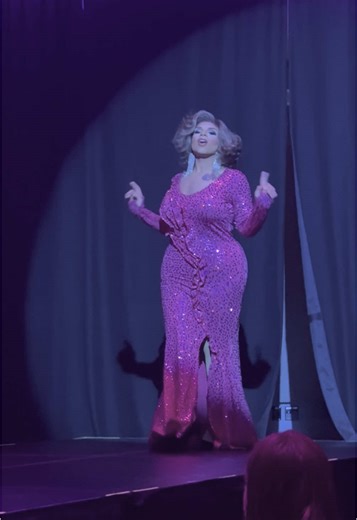 Phoenix Rose: A Stunning Drag Show Performance