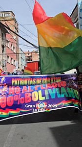Asi se vive el Gran Poder 2025 🇧🇴 La ciudad de La Paz con calles inundadas por miles de bailarines, 70 fraternidades y danzas 100% bolivianas #granpoder #granpoderlapazbolivia🇧🇴 #entradafolkloricaboliviana #danzasbolivianas #granpoder2025 #mapacheviajero | Mapache Viajero