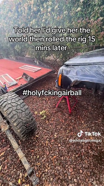 Hit the Ricky Bobby special #jeep #xj #mallcrawler #cherokee #prerunner #4x4