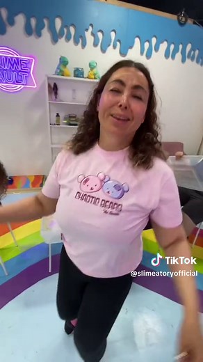 slimeatory (@slimeatoryofficial)’s videos with She Share Story (for Vlog) - 山口夕依