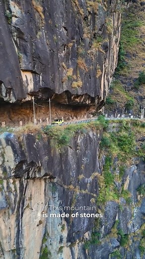 984K views · 26K reactions | Keywords: Hindustan Tibet Highway, Kinnaur Valley, Dangerous Road, Himachal Pradesh, Kinnaur Kailash, Adventure Road Trip, Dangerous Highway India, Thrilling Drive, Mountain Road, Cliff Road, Half Tunnel Road, Himachal Travel, Himalayan Roads, Extreme Travel, Scariest Roads, Road Trip India, Dangerous Drive, Himachal Adventures, Kinnaur Tourism, India Travel Reel | Chandigarh Buddy | Facebook