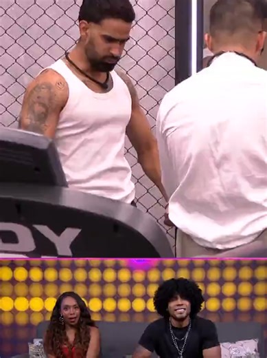 Las diferencias entre Alexa Torrex y Eidevin López en La casa de los famosos 👀, no fueron un impedimento para que interpretaran una escena romántica juntos 😍. Karen Sevillano destacó su profesionalismo.👏 #lacasadelosfamososcol3