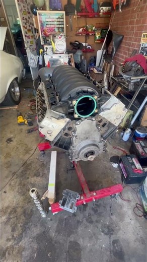 Building a ls2 6.0 corvette engine on the cheap #hotrod #ls #tricks #diy #budget