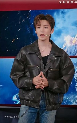 Hou Minghao sings OST “If Your World Has No Warm Sun” live #houminghao #neohou #侯明昊