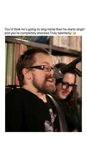 Singers Videos on Instagram: "That moment when a grown man sings with the voice of a little girl… and somehow it hits even harder. Wheatus performing “Teenage Dirtbag” live at Paste Studios, NYC (2019) proves that you don’t need perfection — you need feeling. Sometimes the most unexpected voices carry the most nostalgia. This one takes you straight back in time. If this performance made you pause for a second, you’re not alone. Which part caught your attention the most? Via: Paste Studios, NYC (