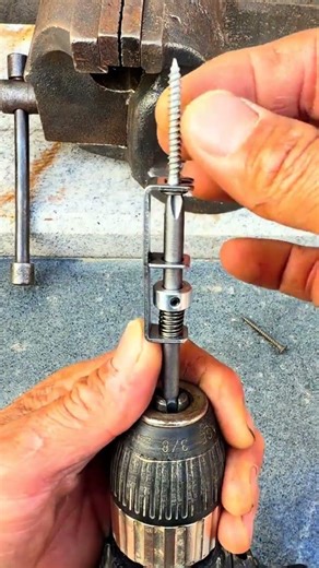 Spring Loaded Positioning Screwdriver Bit #shortsfeed #screwdriver