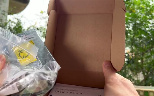 拆解NI USB 6001 模拟数字信号数据采集器 - 抖音