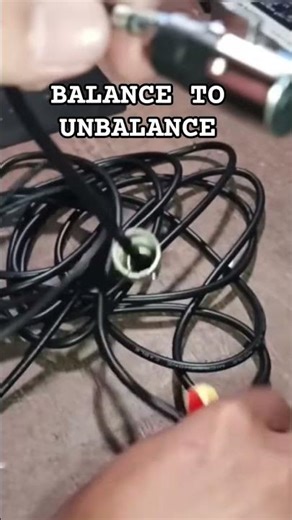 XLR to TS microphone cable connection #digitaltechnician #microphone #xlr