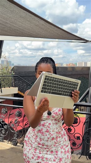 RISETECH DIGITAL SOLUTIONS on Instagram: "Specifications 🧠 Processor (CPU) • Intel® Core™ i7-10th Generation (commonly i7-10710U or i7-10610U) • Base Clock: ~1.1–1.8 GHz • Turbo Boost: up to ~4.7–4.9 GHz • Cores & Threads: 4–6 cores (depending on SKU) 👉 Delivers strong performance for business tasks, multitasking, Office apps and light content creatIons. RAM: 16 GB LPDDR4 (onboard, fast and efficient) • Storage: 512 GB PCIe NVMe SSD (very fast boot & load times) 👉 Great balance for smooth mul