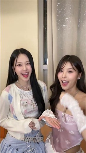 Besties♥ #모모랜드 #MOMOLAND #NAYUN #AHIN