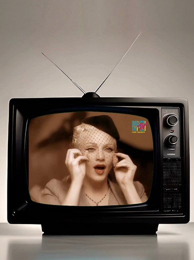 Madonna - Take A Bow (1994) #madonna #takeabow #mtv #pestarasaakhirtahun #bringbackmtv