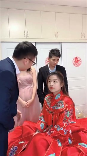 The bride cast a glance at the best man. Not many people can understand it. #funn #fun #comedy