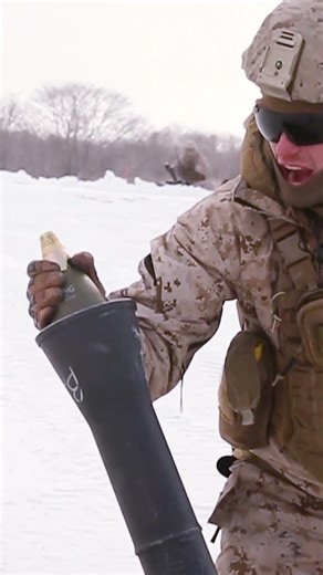 Mortar training in a snowy area #shorts #military