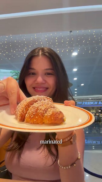 ‼️ to my fellow coffee lovers ‼️ here’s a sneak peek of what to expect at Bacha Coffee’s new and brewtiful SM MOA branch ☕️👀 #coffee #bachacoffee #cafe #manila #pastries @SM Supermalls @Bacha Coffee