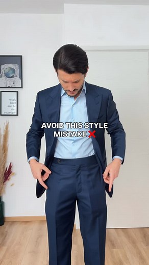 1.8K reactions · 39 shares | Style mistake to avoid ❌ style mistakes style tip fashion mistakes fashion tips | Omar Spaneshi | Facebook