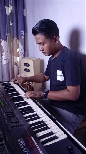 Intro lagu Ada Rindu - Evie Tamala 🎹 #pianist #piano #dangdut #musician #music