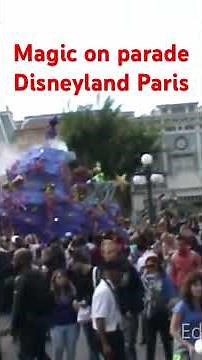 Disney magic on parade Disneyland Paris #disney #disneylandparis #disneyparade #magichappensparade