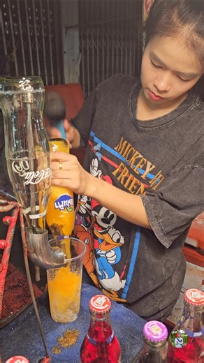 Very fast! Jelly soda, an easy career-building menu, super popular at Kong Ta Market, Lampang #sh...