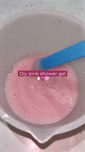 How to make homemade shower gel at home 🧴#diycosmetics #naturalcosmetics #diy #showergel #diybeauty