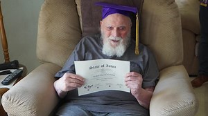 Muscatine High School honoring Vietnam War veterans with diplomas decades after their service