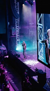 ¡Así se vivió La Fiesta Music Fest! 🎶🔥Vibras únicas, música que prendió la noche y una cerveza bien fría de @oceanlabbrewingco para completar el combo perfecto. 🍻 Comparte este video con ese amigo que no se puede perder el próximo. ¡Nos vemos en la próxima! 🌴🎤✨ . . . . #VivoBeachClub #VivoParadise #PuertoRico #BeachClubResort #BeachClubPuertoRico #sanjuan #vivobeachclubevents #lafiestamusicfest #pedrocapo #blackguayaba #circo #lascejasdefrida #events #eventsinpuertorico #puertoricoevents #v