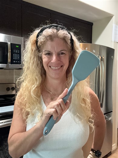Watch Sustainable spatula is a kitchen staple! on Amazon Live