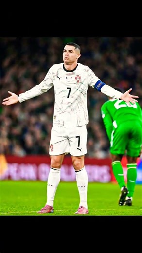 REAL RONALDO FANS GIVE 1 LIKE 1 SUBSCRIBE 1 COMMENT ❤️🐐 1 SHARE 👾 #igfollowers #socialking