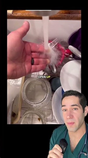 There’s no blood in his fingers?!