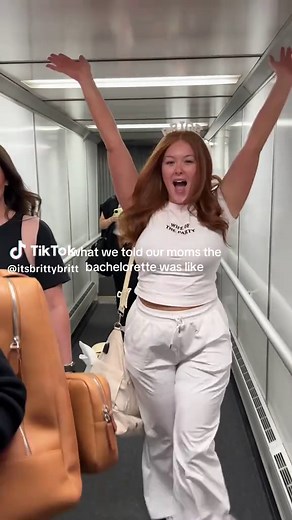 miami is for the girls 💃🏼🥂🍾 #miami #miamibachelorette