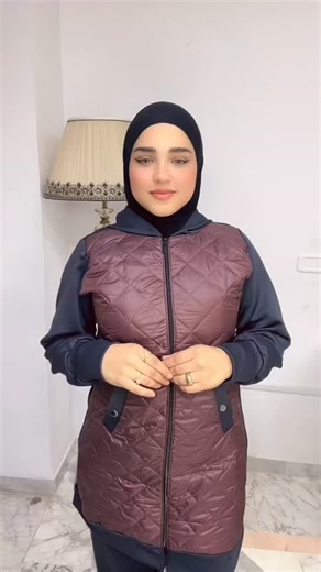 Folaris on Instagram‎: "Solde‼️‼️Jogging Rosa🍁 ⛔️41.900DT اكهو⛔️ ✅☎️57031149 #femme #fashion #tunisia #shooping #BonPlan #vetements #survtement #jogging"‎