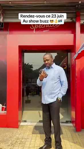 🤣 Vous ne trouvez pas quand même que c’est une compilation des personnes qui devraient normalement rester N’a CNPP ???Nous vendons aussi des Dolipranes dans ce spectacle… c’est inclu dans le PAF.Chers parents pour la santé des enfants ramener aussi des produits des maux de tête en dehors de la thérapie qui vous attends au showbuzz le dimanche 23 juin à 18h30! Sinon ne prêtez pas attention à la voix de Neveu National (Number One) … il n’est pas normal dans sa tête 🤣🤣🤣 A très vite !Billets 15$