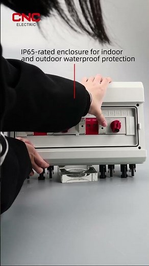 YCX8 Solar PV Combiner Box with 2 Inputs and 2 Outputs