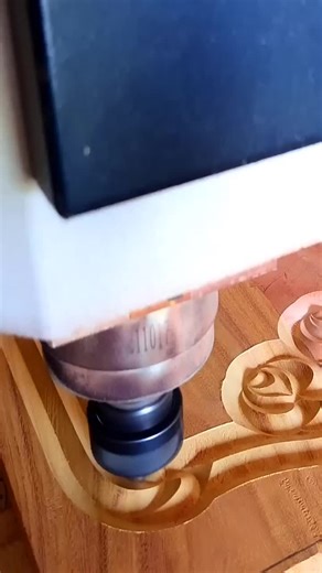 Мистецтво декору меблів за допомогою CNC