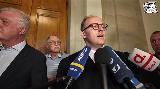 Compact“-Verbot gekippt - JETZT spricht ELSÄSSER! Es ist die ultimative Ohrfeige für Ex-Bundesinnenministerin Nancy Faeser (SPD): Das national-patriotische „Compact“-Magazin kann weiter erscheinen. Das Bundesverwaltungsgericht in Leipzig hat das Verbot, das die damalige Bundesinnenministerin Nancy Faeser (SPD) im Sommer 2024 erlassen hatte, endgültig aufgehoben. Im Interview mit dem Deutschland-Kurier direkt nach dem Urteil: Chefredakteur Jürgen Elsässer und seine Anwälte. | Deutschland Kurier