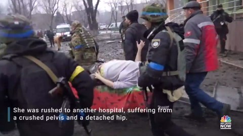Ukrainian pregnant woman pictured at hospital shelled by Russia dies