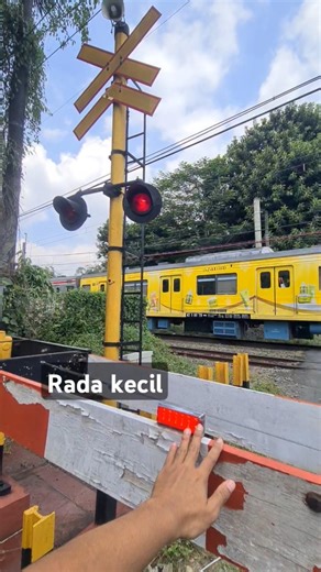 super led red lampu lengan palang kereta api Nippon Signal JPL 16 kalibata Railroad crossing #kereta