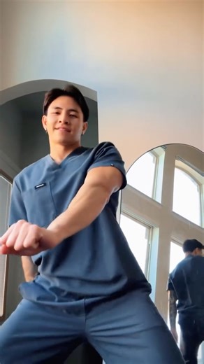 Vinh on Instagram: "Bust down 🕺🏻"