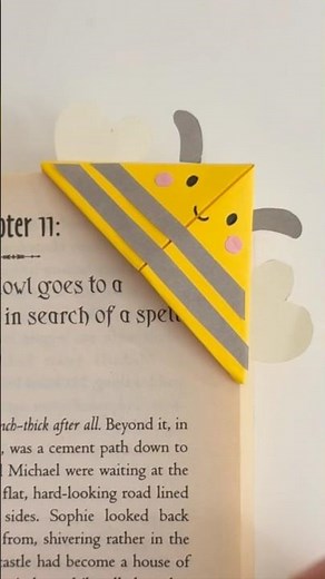 EASY ORIGAMI BUMBLEBEE BOOKMARK 🐝 | Step By Step Instructions