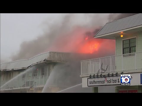 Fire destroys Key West building amid flooding from Hurricane Ian