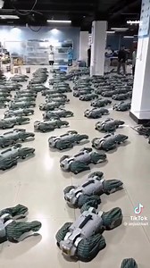 114K views · 2.2K reactions | China ha ascendido a una posición más alta en la cadena de suministro global, dejando atrás su condición de productor de camisetas y vaqueros de bajo coste. China ahora se centra en tecnologías de punta como robots, cohetes, aviones, inteligencia artificial y teléfonos inteligentes. | China Hoy | Facebook